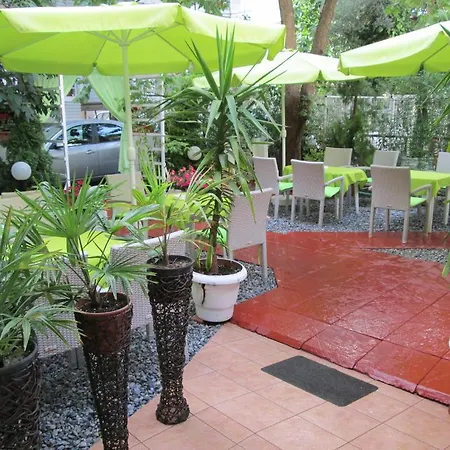 Lito Hotel