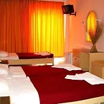 Lito Hotel 2*