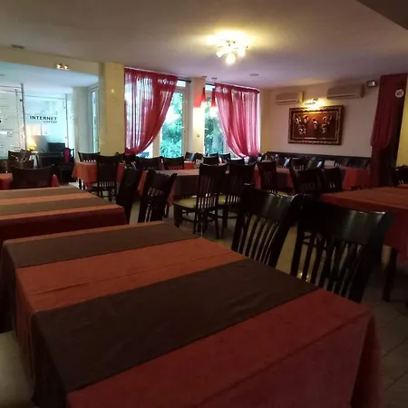 Lito Paralia Katerinis